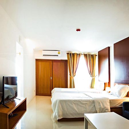 Nrv Place Apart Hotel Bangkok Oda fotoğraf