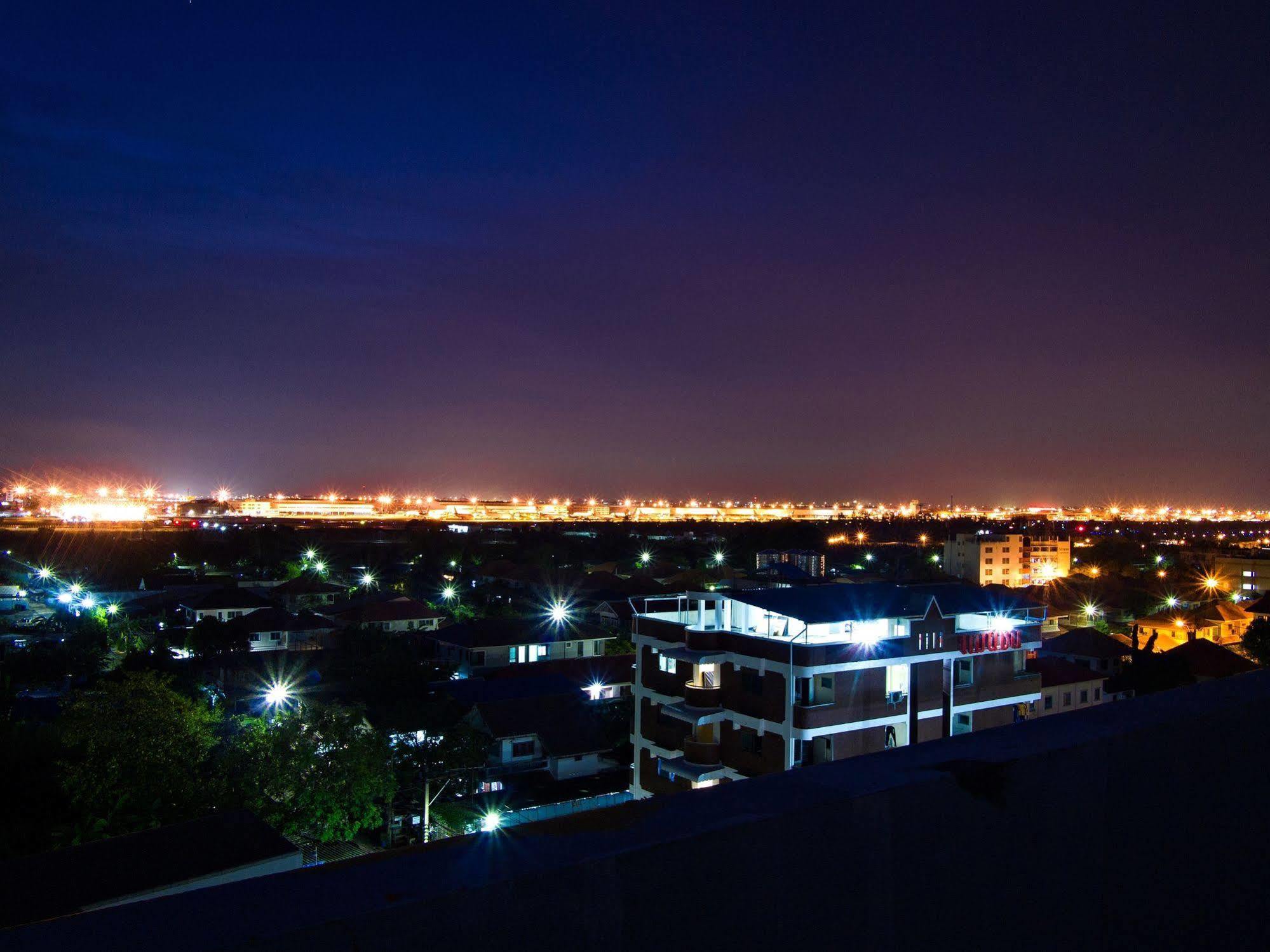 Nrv Place Apart Hotel Bangkok Dış mekan fotoğraf